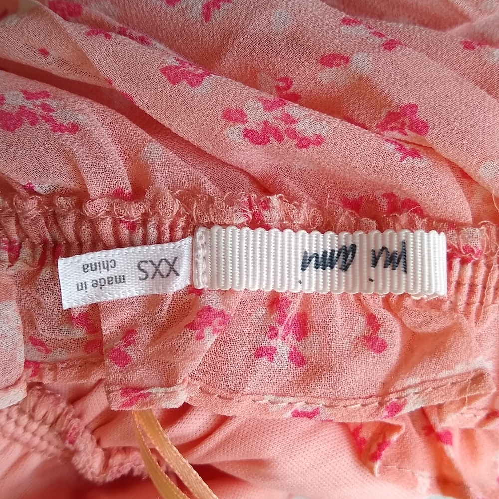 Francesca's Floral Pink Blouse - Picture 6 of 6